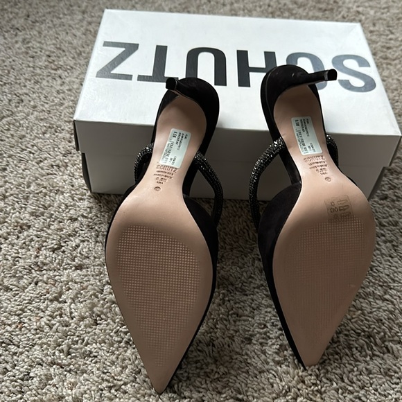 Shultz mules 3.3 inch heel. New in box never worn - Picture 3 of 5
